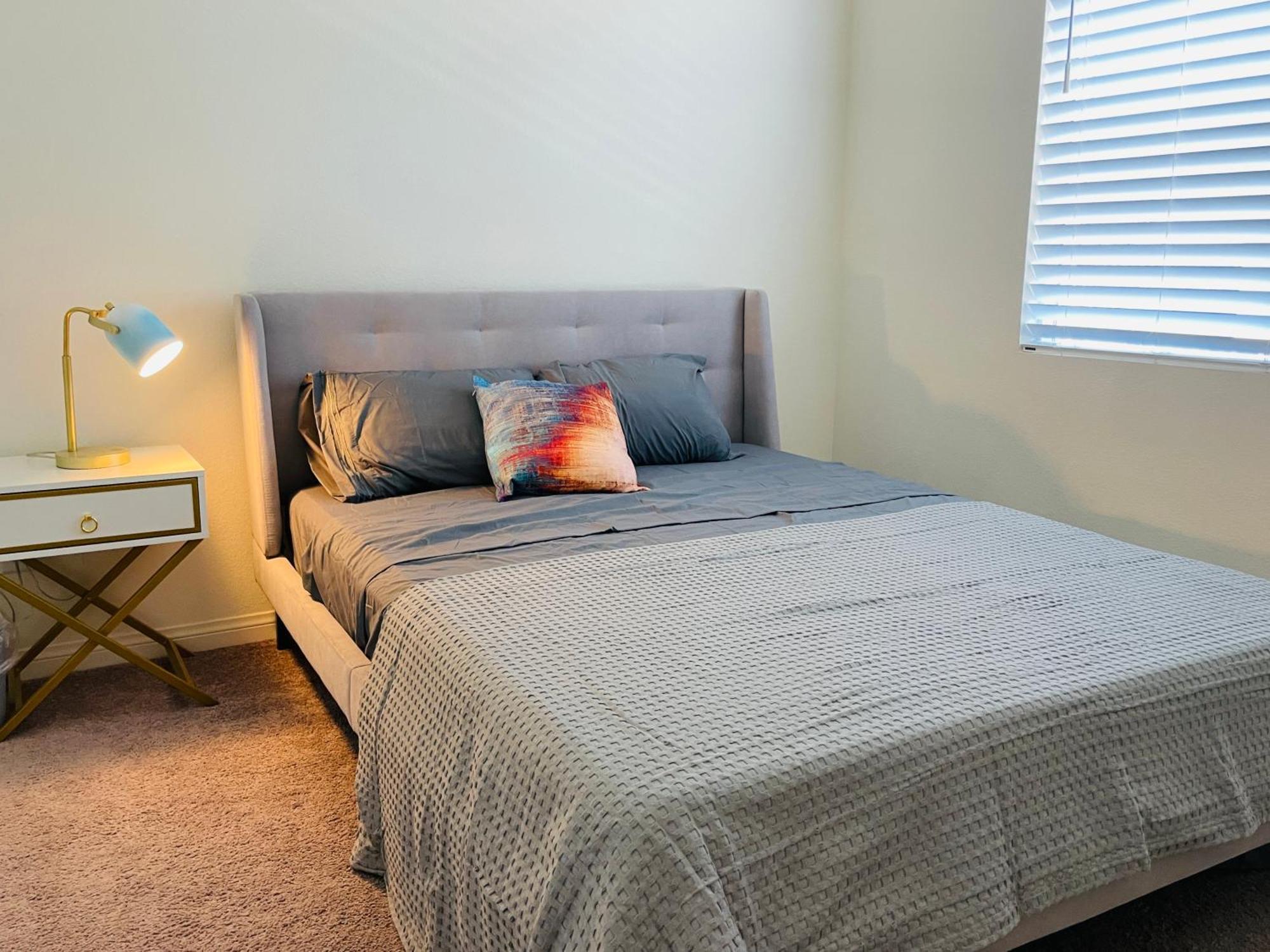 Сasa de vacaciones Fun 3-story House In Vegas - 9mins To Strip And Airport! *